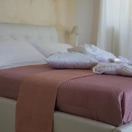 Bed & Breakfast Paradise *