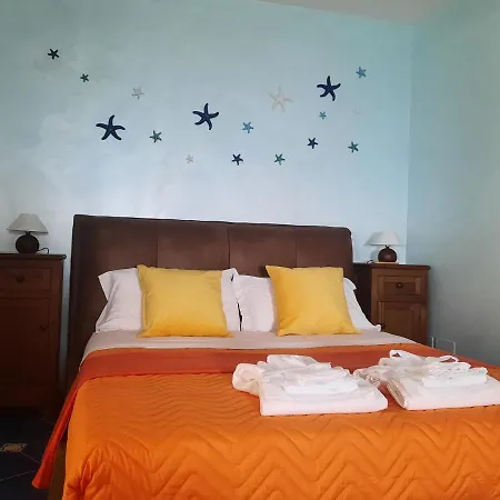 Bed & Breakfast Paradise *